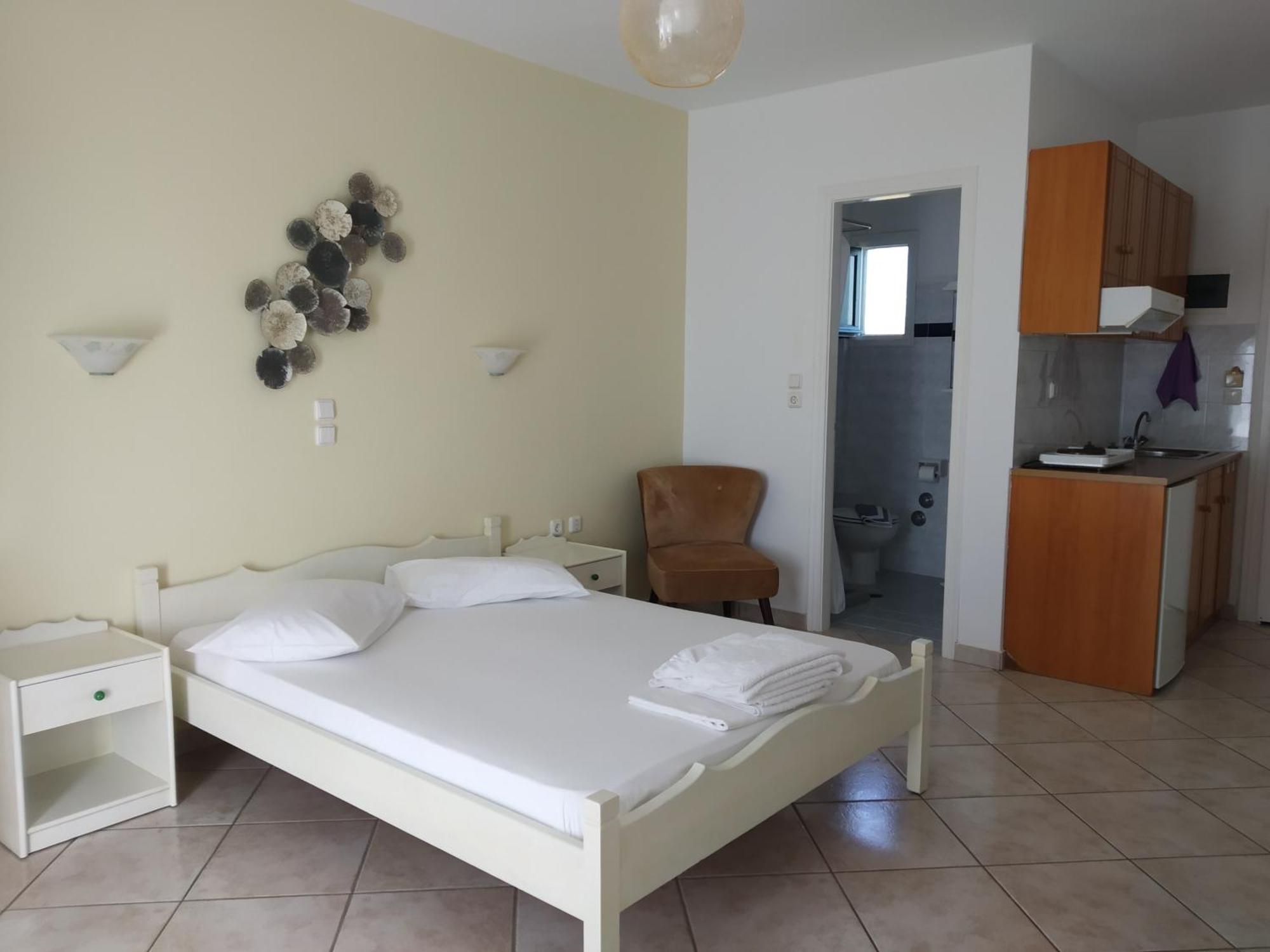 Elpidas Studios Agia Anna  Esterno foto